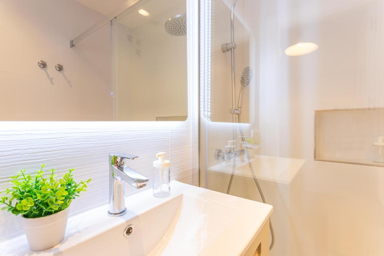 Apartamento Souviron Málaga Extérieur photo