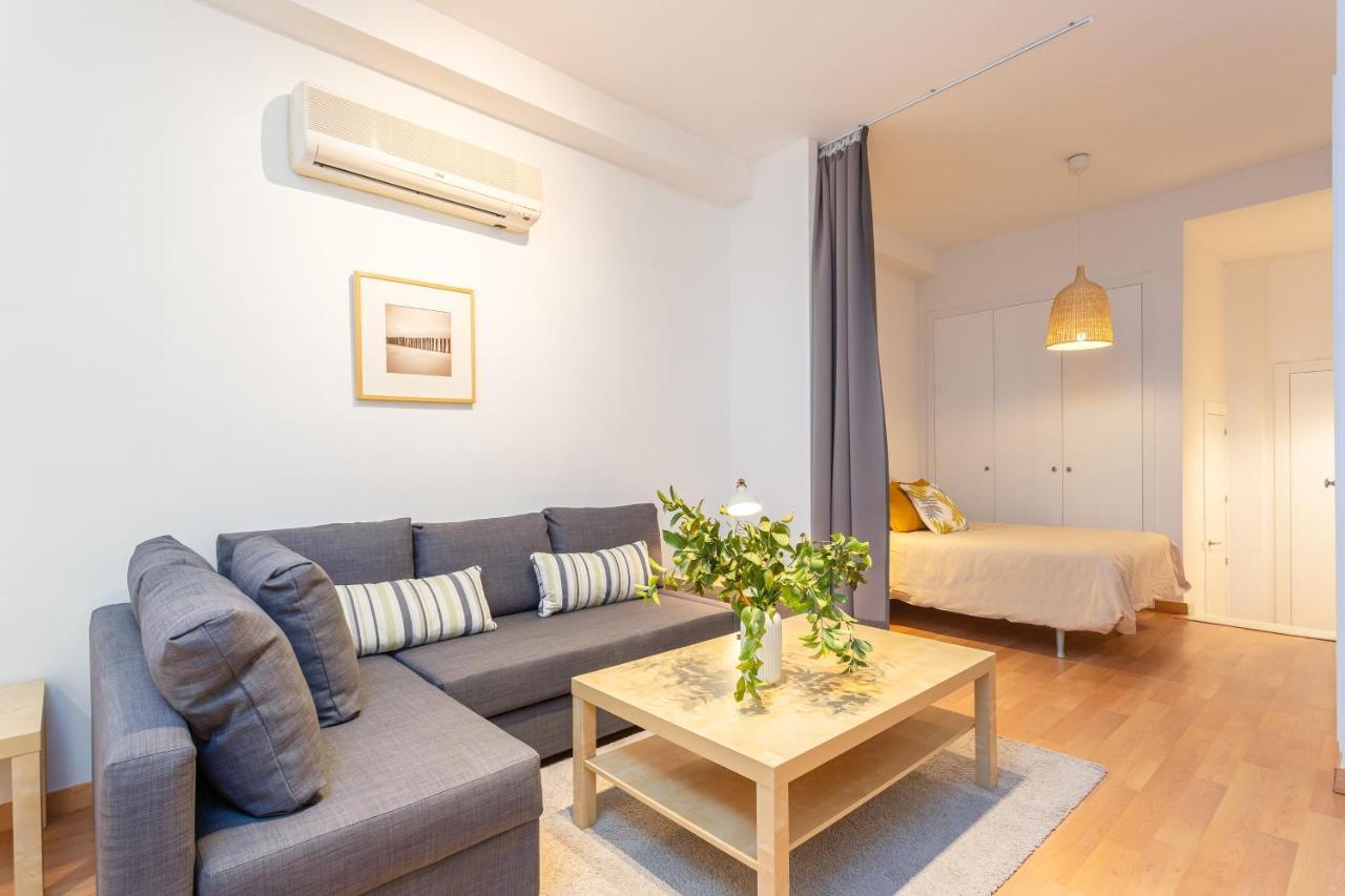 Apartamento Souviron Málaga Extérieur photo